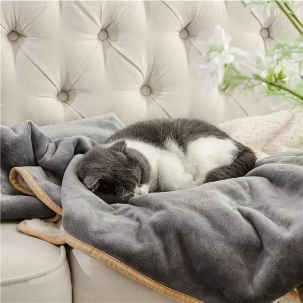 Waterproof Dog Blankets for Small Dogs - Small Cat Blanket Washable for Couch